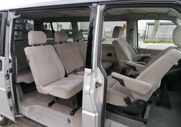 Volkswagen Caravelle cena 55000 przebieg: 404000, rok produkcji 2000 z Września małe 781